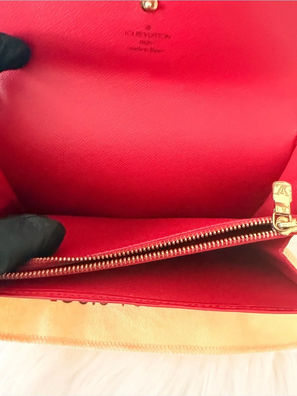 Authentic Louis Vuitton Red Textured Women’s Long Wallet